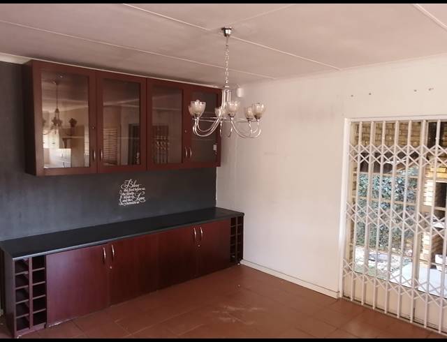 3 BEDROOM TOWNHOUSE TO LET IN BO-DORP